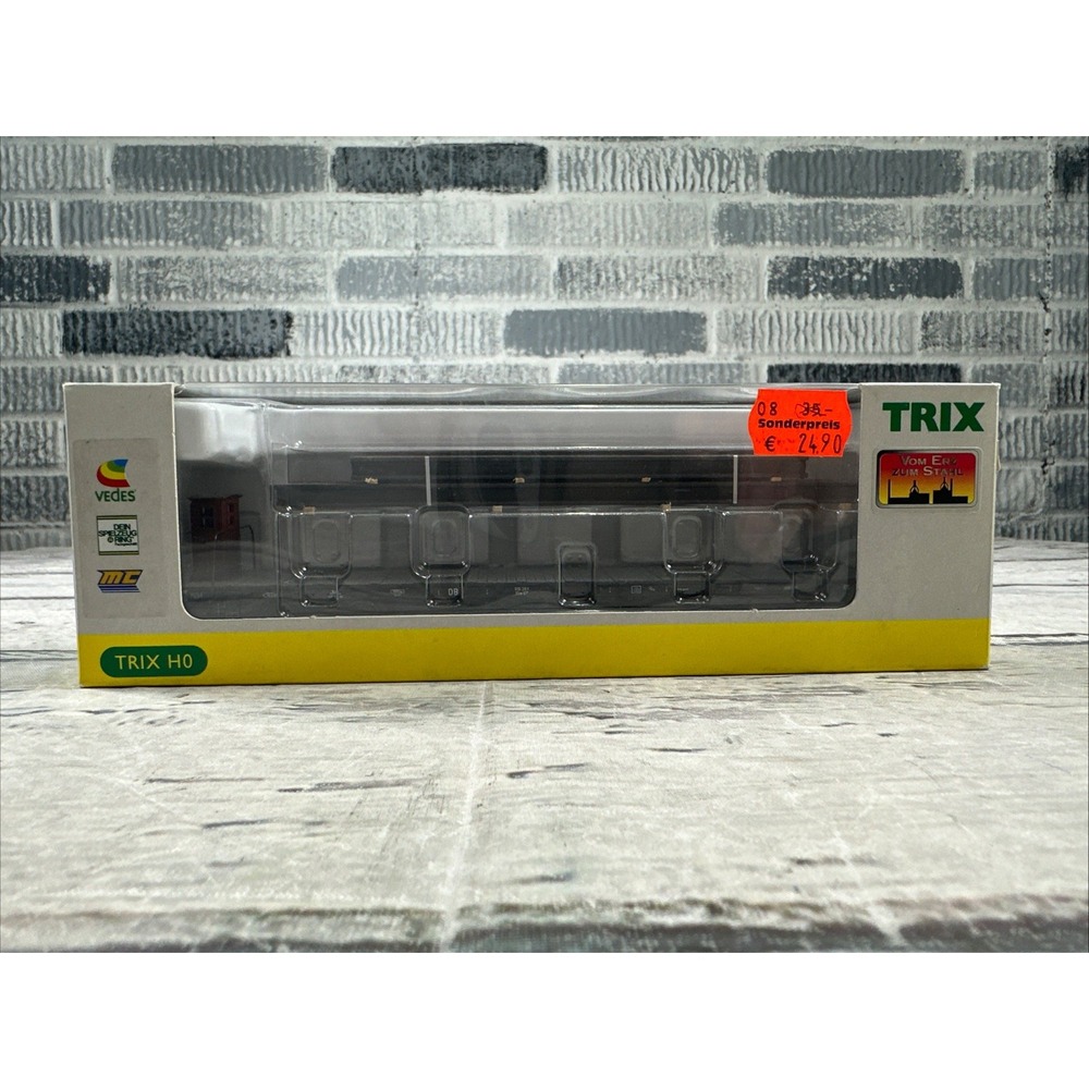 Trix H0 23955 DB Flat Car w/ Brakeman's Cabin & Steel Beam Load NIB Ep III